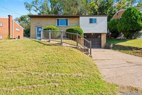 181 Johnston Rd, Penn Hills, PA 15235