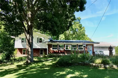 489 Mccullough Rd, Sharpsville, PA 16150