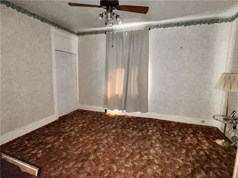 46 E Walnut St, Washington, PA 15301 photo 4