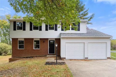 211 Meadowood Dr, Cheswick, PA 15024