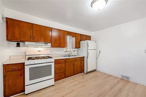 399 Camp, Irwin, PA 15642 photo 5
