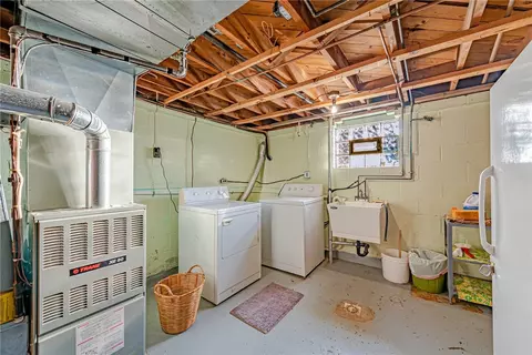 399 Camp, Irwin, PA 15642 photo 25