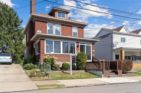 2819 Cobden St, Pittsburgh, PA 15203