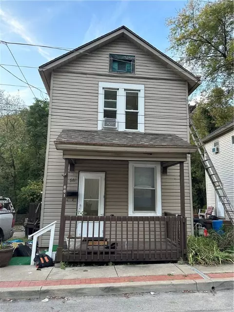 661 8th St, Freedom, PA 15042