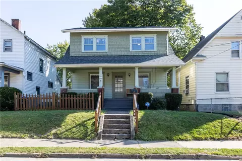 87 Wengler Ave, Sharon, PA 16146