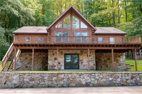 229 Pine Knob Rd, Hopwood, PA 15445