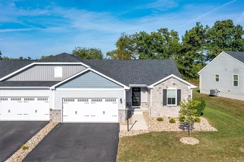 307 Brandi Lynn Ln, Evans City, PA 16033