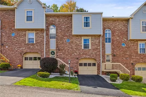 2204 Timberglen Dr, Imperial, PA 15126