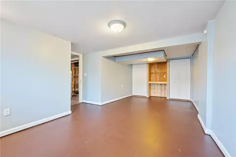 106 August Dr, Coraopolis, PA 15108 photo 21