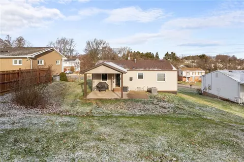 106 August Dr, Coraopolis, PA 15108 photo 26