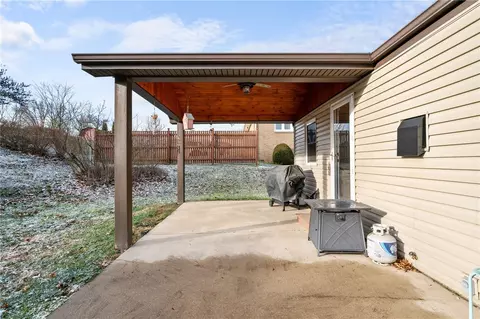 106 August Dr, Coraopolis, PA 15108 photo 25