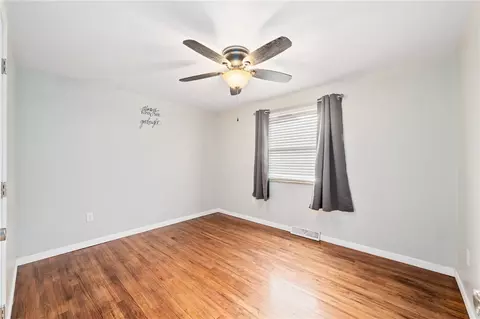 106 August Dr, Coraopolis, PA 15108 photo 14