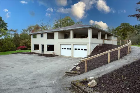 247 Bunker Hill Rd, Kittanning, PA 16201
