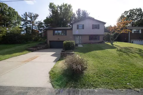 4135 Cambridge Dr, Irwin, PA 15642