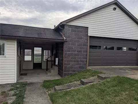 122 N Main St, Elderton, PA 15736 photo 11