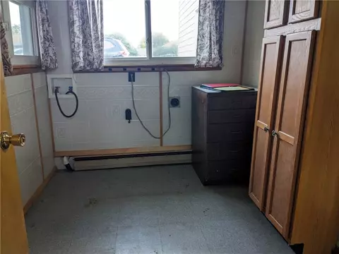 122 N Main St, Elderton, PA 15736 photo 10