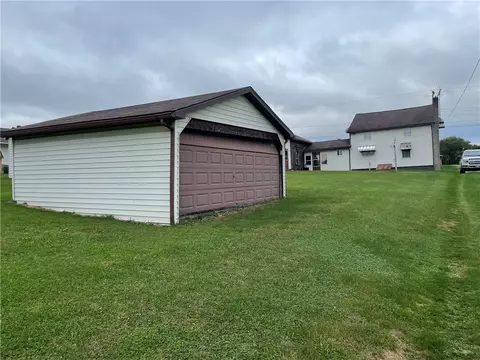 122 N Main St, Elderton, PA 15736 photo 16