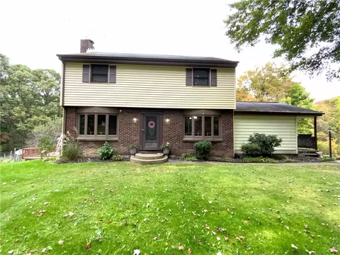 245 Murdocksville Rd, Clinton, PA 15026