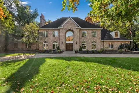 109 Burry Ave, Bradford Woods, PA 15015