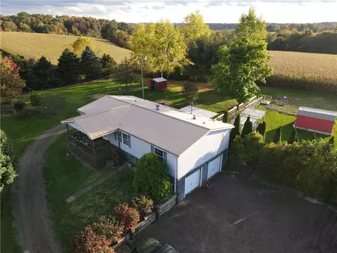 320 Cornetti Rd, Fenelton, PA 16034