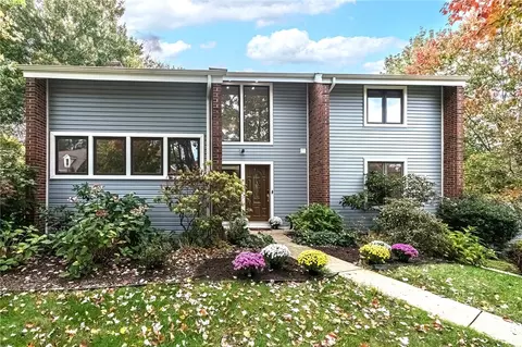 2627 Lansdale Dr, Wexford, PA 15090