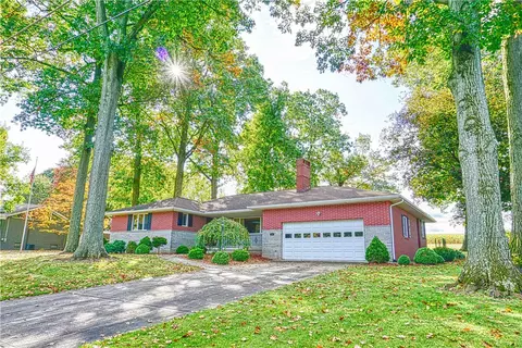 125 Carol Dr, Saxonburg, PA 16056