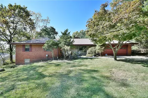 1020 Jefferson Heights Rd, Penn Hills, PA 15235