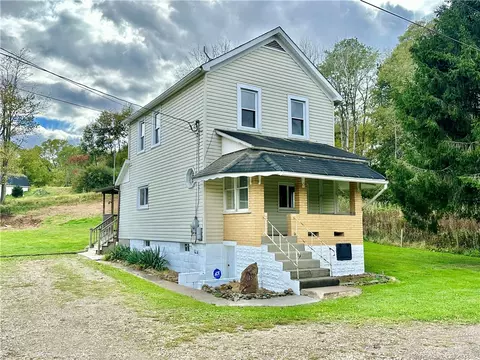 145 3rd St, Yatesboro, PA 16263