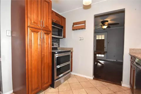 708 Old Clairton Rd, Clairton, PA 15025 photo 11