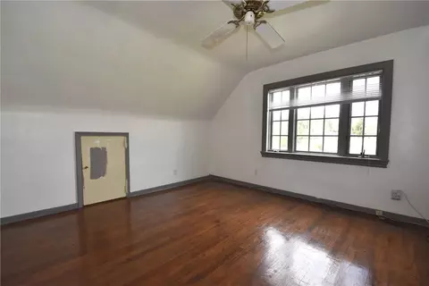 708 Old Clairton Rd, Clairton, PA 15025 photo 18