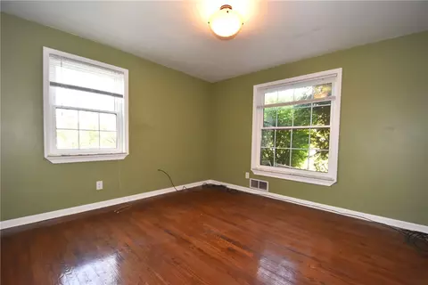 708 Old Clairton Rd, Clairton, PA 15025 photo 14