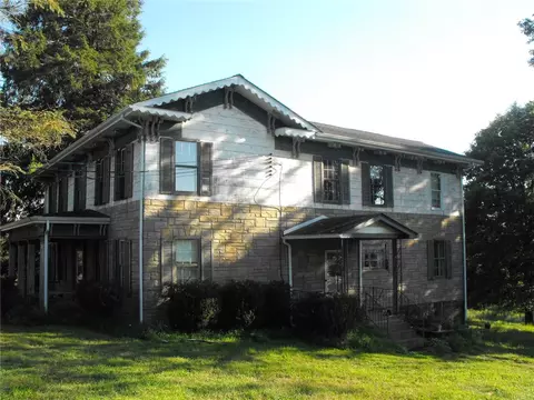209 Lauffer Mine Rd, Export, PA 15632 photo 2