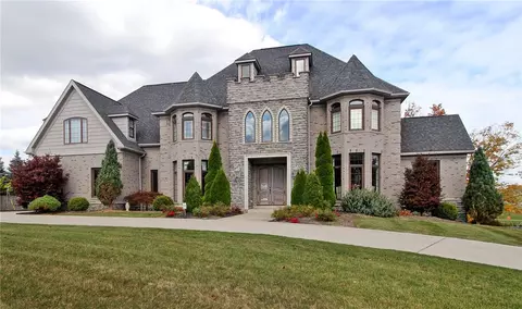 508 Villa Dr, Venetia, PA 15367