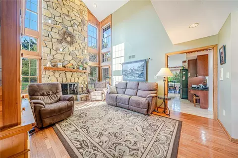 5602 Fox Chase Dr, Export, PA 15632 photo 23
