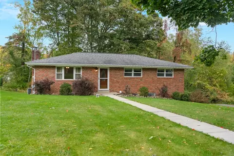 6130 Orchard Ln, Butler, PA 16002