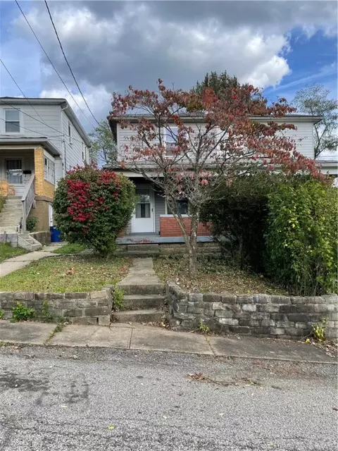 5411 Mere St, Pittsburgh, PA 15207