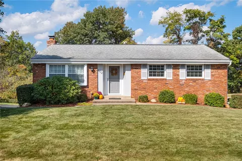 802 Limestone Dr, Allison Park, PA 15101