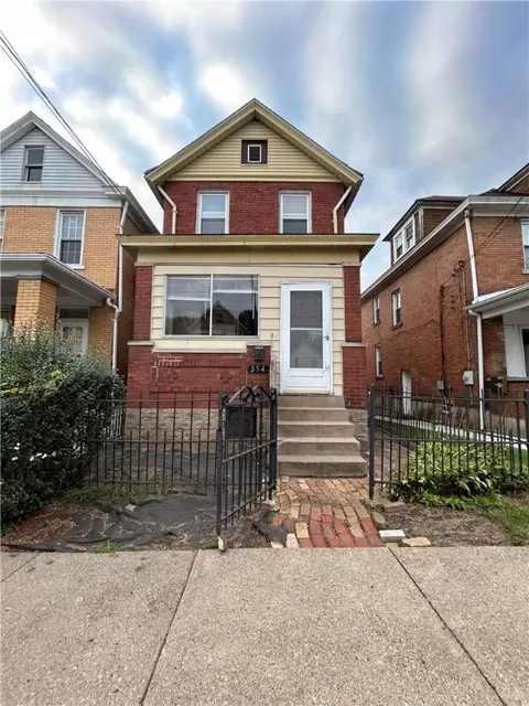 354 W 13th St, Homestead, PA 15120