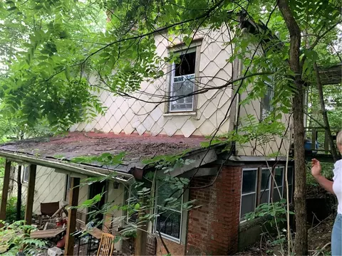 604 Ennis St, Pittsburgh, PA 15211