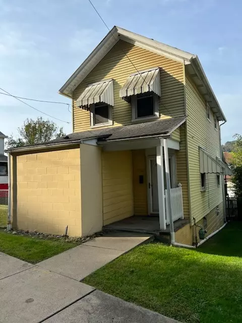 346 9th Ave, New Brighton, PA 15066