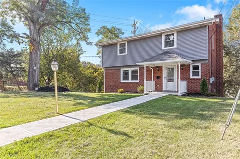 104 Dorf Dr, Pittsburgh, PA 15209