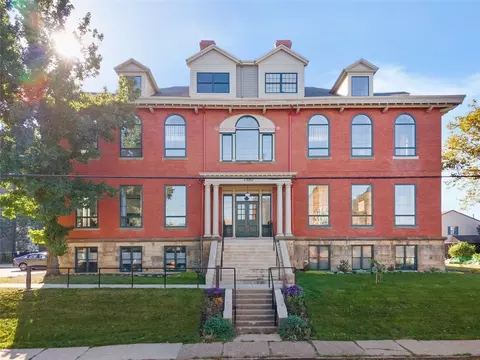 7330 Mcclure Ave #18, Pittsburgh, PA 15218