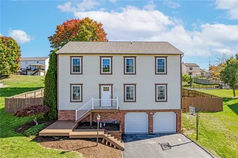 506 Hoover Dr, Apollo, PA 15613