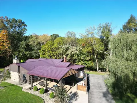 102 Lazy W Ln, Cheswick, PA 15024