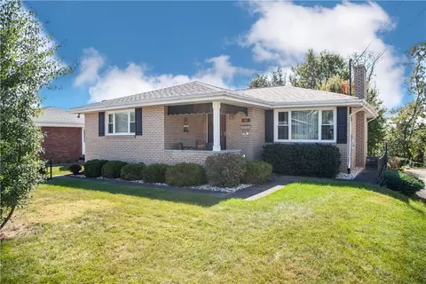31 Jackson Dr, Monessen, PA 15062