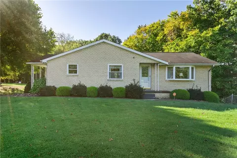 972 Jefferson Rd, Waynesburg, PA 15370