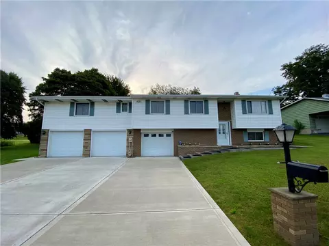 1521 Sycamore, Connellsville, PA 15425