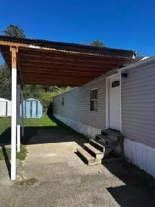 293 Festival Rd, Washington, PA 15301