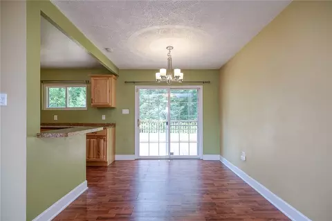 106 Longview Dr, Irwin, PA 15642 photo 7