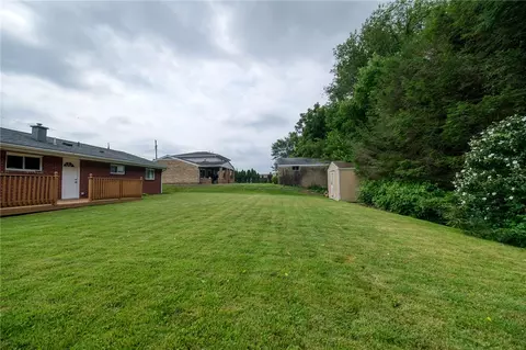 106 Longview Dr, Irwin, PA 15642 photo 24